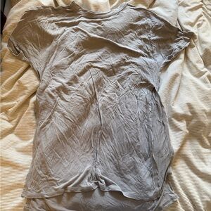 ALO Yoga Women's Gray Short Sleeve Tee